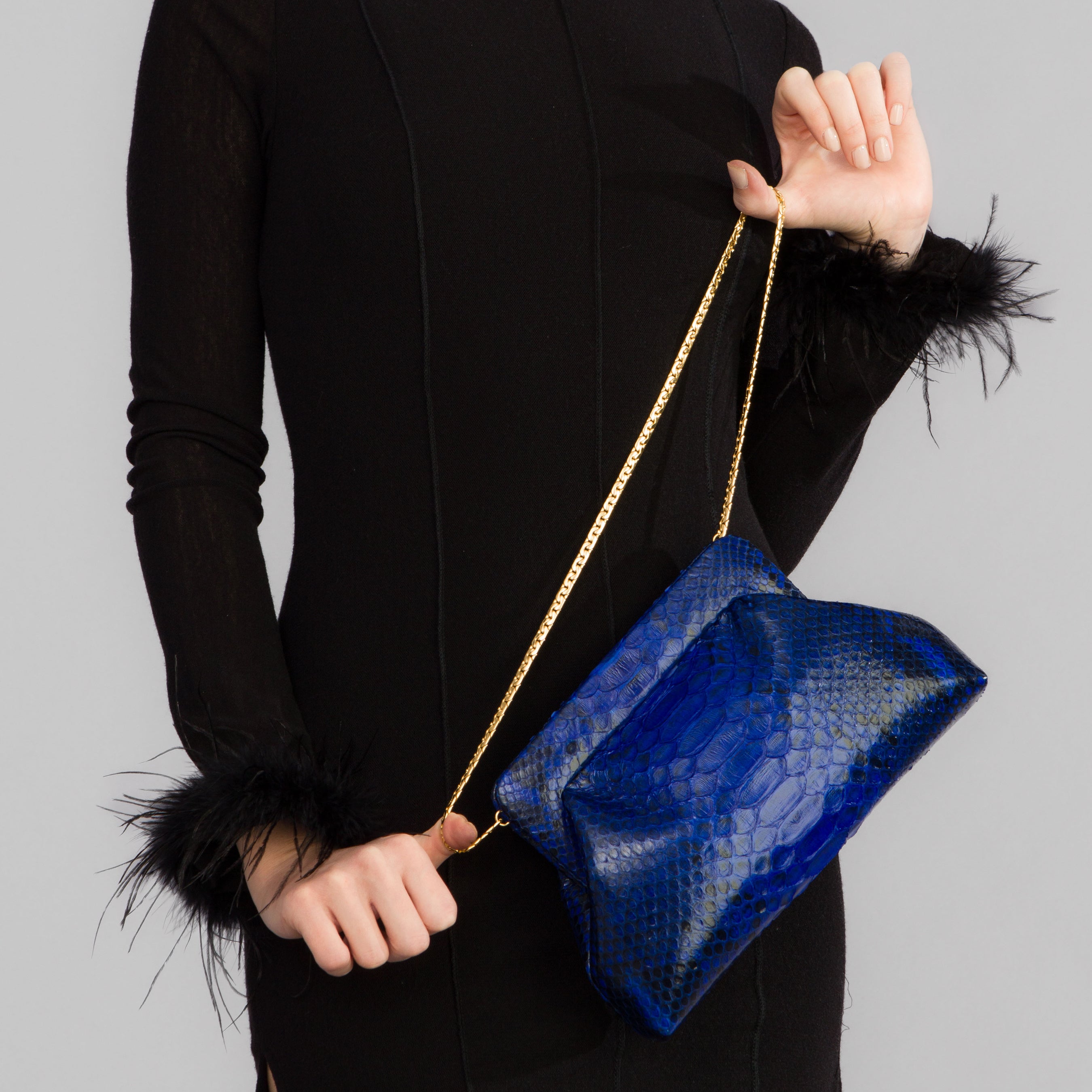 The Purse Vivid Blue