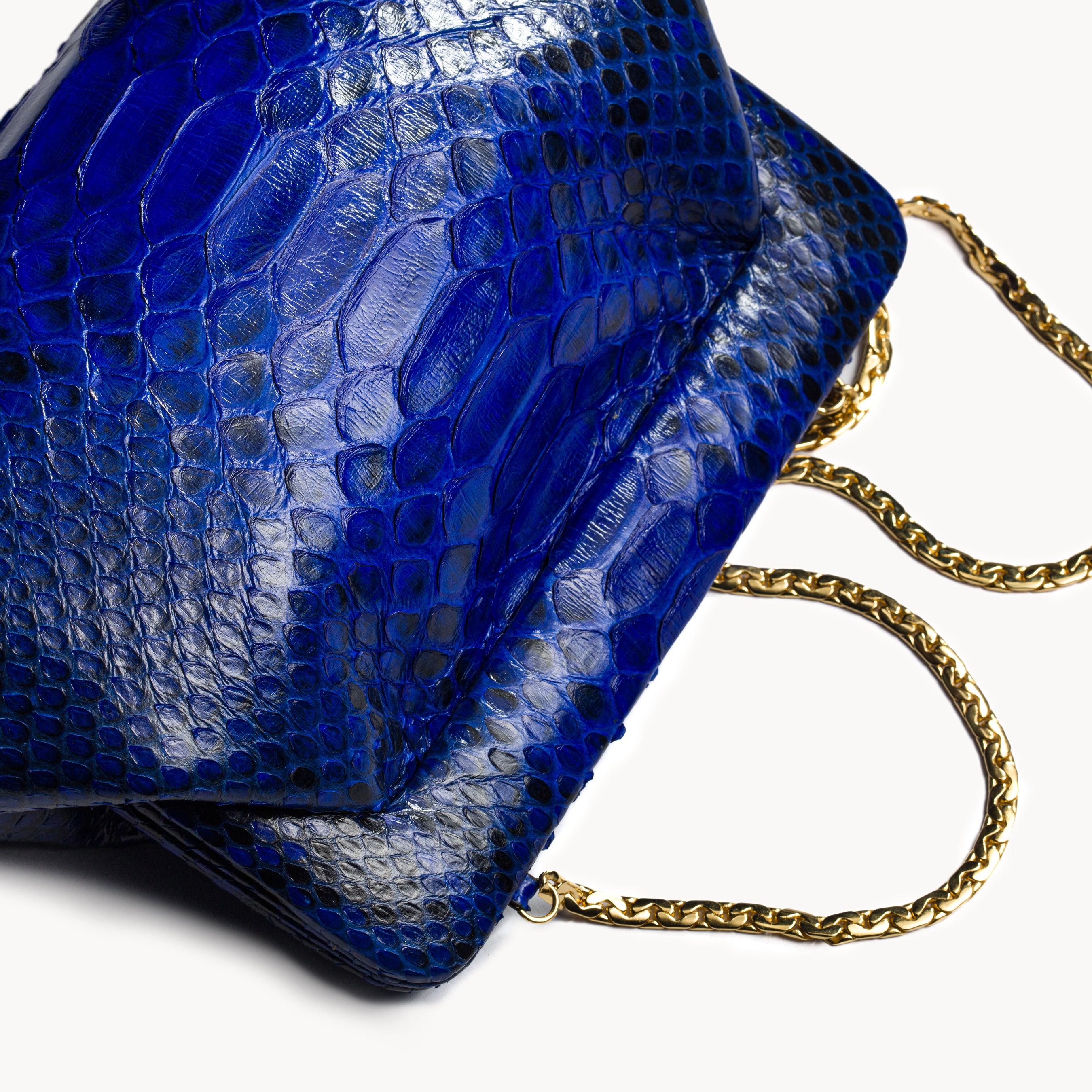 The Purse Vivid Blue