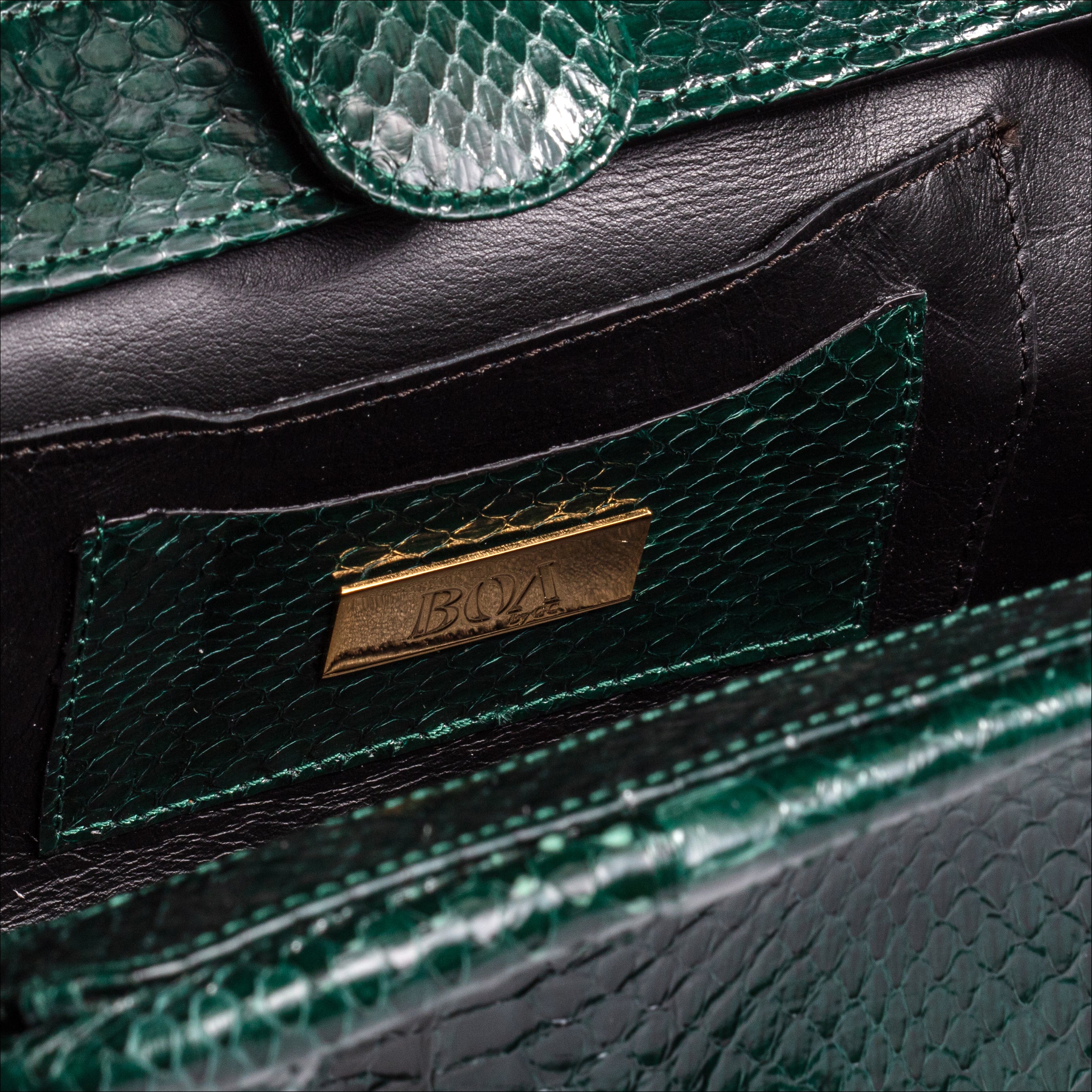 The Pouch Forest Green